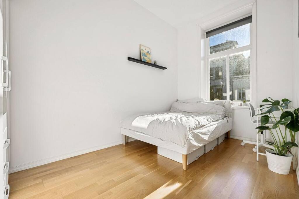 Luxurious Retreat In The Middle Of City Center Bergen Exterior foto