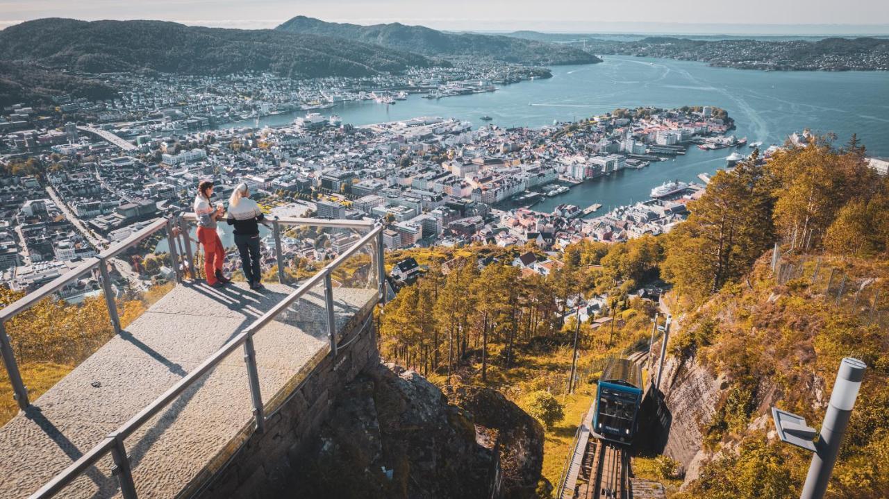 Luxurious Retreat In The Middle Of City Center Bergen Exterior foto
